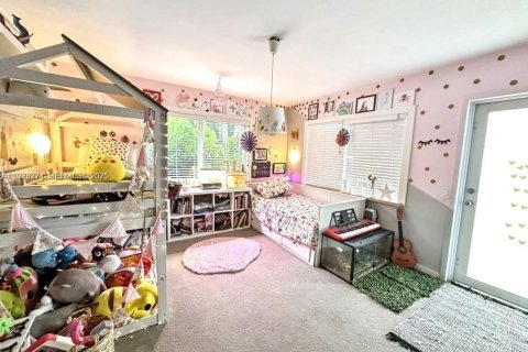 Condo in Miami Beach, Florida, 2 bedrooms  № 1976927 - photo 12