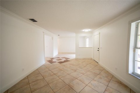 House in Orlando, Florida 5 bedrooms, 284.65 sq.m. № 2396173 - photo 6