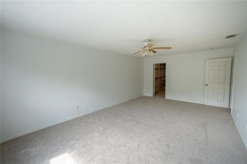 House in Orlando, Florida 5 bedrooms, 284.65 sq.m. № 2396173 - photo 20