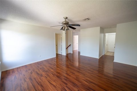House in Orlando, Florida 5 bedrooms, 284.65 sq.m. № 2396173 - photo 18