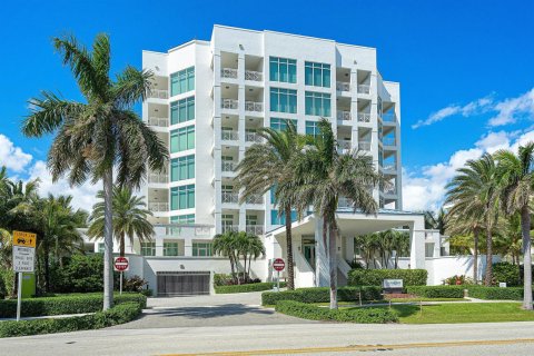 Condominio en venta en Highland Beach, Florida, 3 dormitorios, 326.64 m2 № 2249988 - foto 2