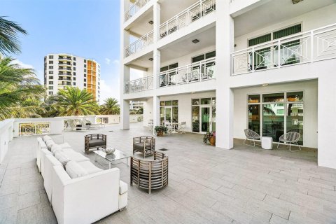 Condominio en venta en Highland Beach, Florida, 3 dormitorios, 326.64 m2 № 2249988 - foto 24