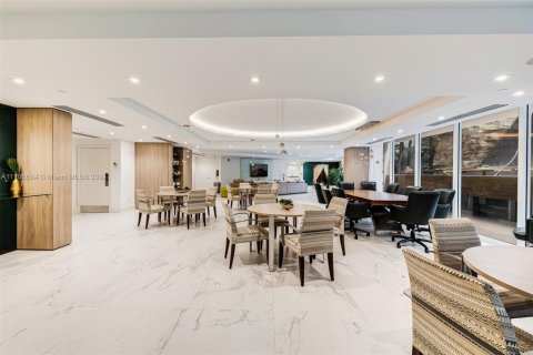 Condominio en venta en Aventura, Florida, 1 dormitorio, 120.77 m2 № 1887839 - foto 20