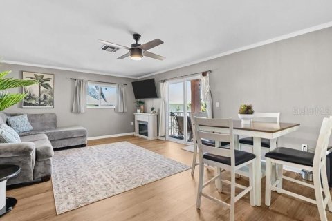 Villa ou maison à vendre à Saint Petersburg, Floride: 2 chambres, 114.73 m2 № 2322379 - photo 24