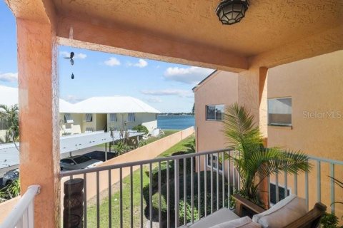 Villa ou maison à vendre à Saint Petersburg, Floride: 2 chambres, 114.73 m2 № 2322379 - photo 28