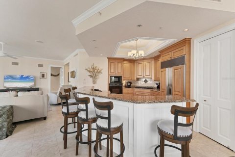 Condo in Sarasota, Florida, 2 bedrooms  № 2205925 - photo 21