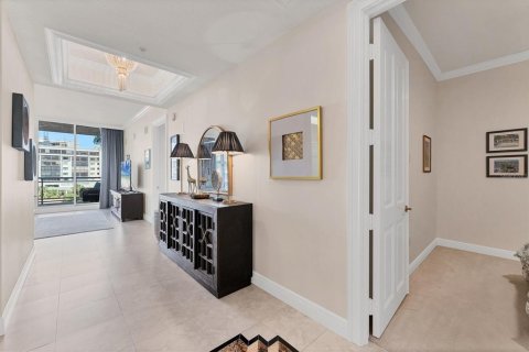 Condo in Sarasota, Florida, 2 bedrooms  № 2205925 - photo 10