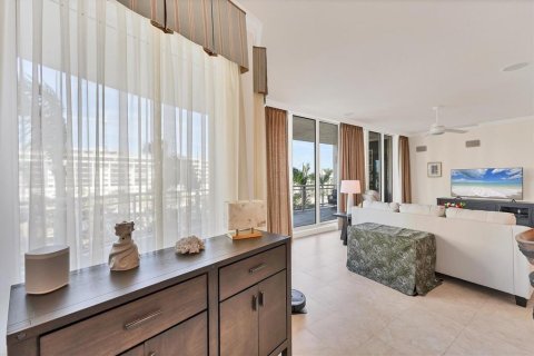 Condo in Sarasota, Florida, 2 bedrooms  № 2205925 - photo 19