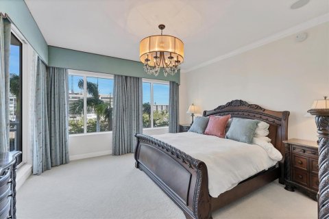 Condo in Sarasota, Florida, 2 bedrooms  № 2205925 - photo 30