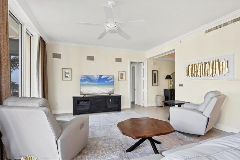 Condo in Sarasota, Florida, 2 bedrooms  № 2205925 - photo 14