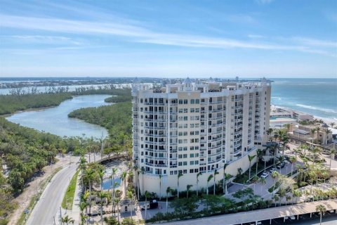 Condo in Sarasota, Florida, 2 bedrooms  № 2205925 - photo 3