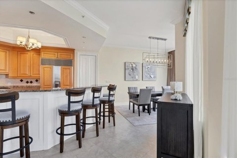 Condo in Sarasota, Florida, 2 bedrooms  № 2205925 - photo 18