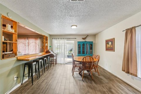 Купить виллу или дом в Ривервью, Флорида 9 комнат, 146.51м2, № 1684873 - фото 9