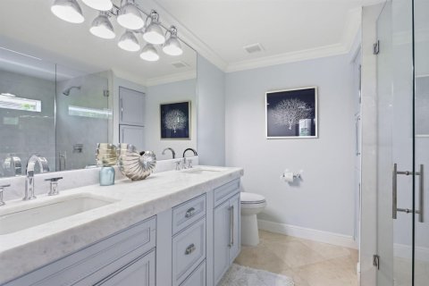 House in Boca Raton, Florida 5 bedrooms, 337.33 sq.m. № 2193574 - photo 26