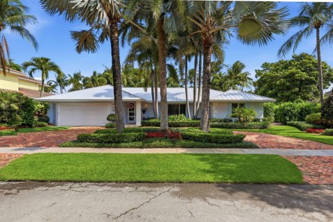 House in Boca Raton, Florida 5 bedrooms, 337.33 sq.m. № 2193574