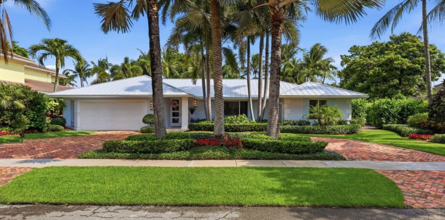 House in Boca Raton, Florida 5 bedrooms, 337.33 sq.m. № 2193574