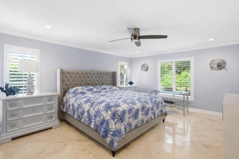 House in Boca Raton, Florida 5 bedrooms, 337.33 sq.m. № 2193574 - photo 25