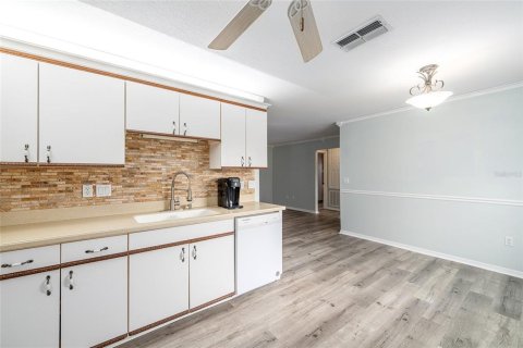 Купить виллу или дом в Саммерфилд, Флорида 6 комнат, 105.54м2, № 1899949 - фото 8