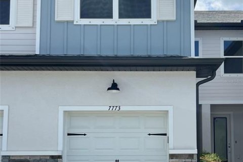 Townhouse in Seminole, Florida 2 bedrooms, 142.51 sq.m. № 1858256 - photo 1