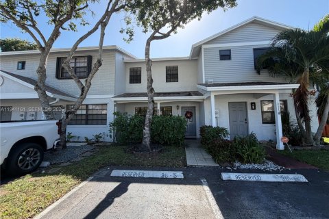 Adosado en venta en Pembroke Pines, Florida, 2 dormitorios, 117.06 m2 № 1998685 - foto 12