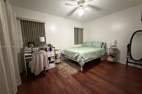 Adosado en venta en Pembroke Pines, Florida, 2 dormitorios, 117.06 m2 № 1998685 - foto 15