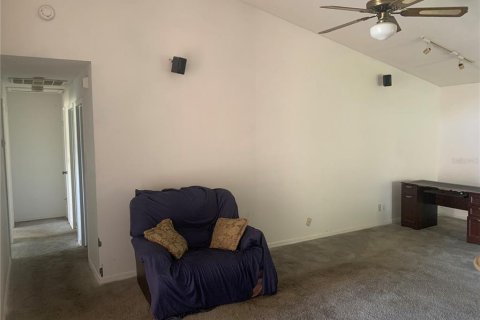 House in Tampa, Florida 3 bedrooms, 141.21 sq.m. № 1838243 - photo 10