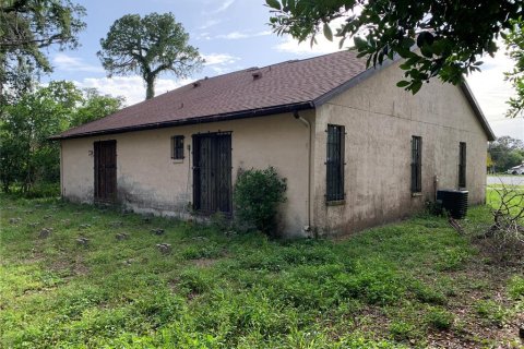 House in Tampa, Florida 3 bedrooms, 141.21 sq.m. № 1838243 - photo 24