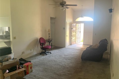 House in Tampa, Florida 3 bedrooms, 141.21 sq.m. № 1838243 - photo 9