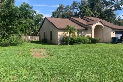 House in Tampa, Florida 3 bedrooms, 141.21 sq.m. № 1838243 - photo 19