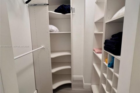 Купить кондоминиум в Майами-Бич, Флорида 1 спальня, 80.27м2, № 2058003 - фото 13