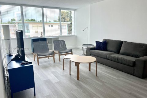 Купить кондоминиум в Майами-Бич, Флорида 1 спальня, 80.27м2, № 2058003 - фото 7