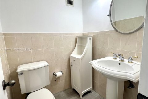 Купить кондоминиум в Майами-Бич, Флорида 1 спальня, 80.27м2, № 2058003 - фото 4