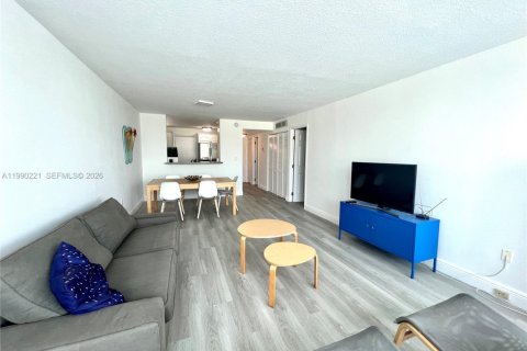 Купить кондоминиум в Майами-Бич, Флорида 1 спальня, 80.27м2, № 2058003 - фото 5