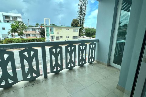 Купить кондоминиум в Майами-Бич, Флорида 1 спальня, 80.27м2, № 2058003 - фото 18