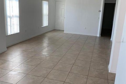 Condominio en alquiler en Kissimmee, Florida, 3 dormitorios, 105.54 m2 № 2353421 - foto 4