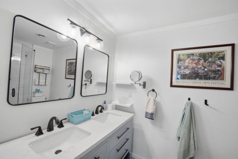 House in Stuart, Florida 3 bedrooms, 155.7 sq.m. № 2177097 - photo 22