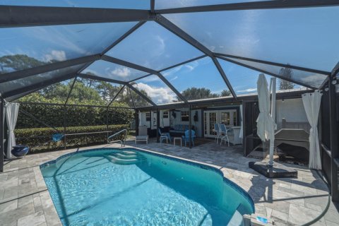 House in Stuart, Florida 3 bedrooms, 155.7 sq.m. № 2177097 - photo 6
