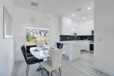 Copropriété à vendre à Homestead, Floride: 3 chambres, 110.93 m2 № 1985049 - photo 6