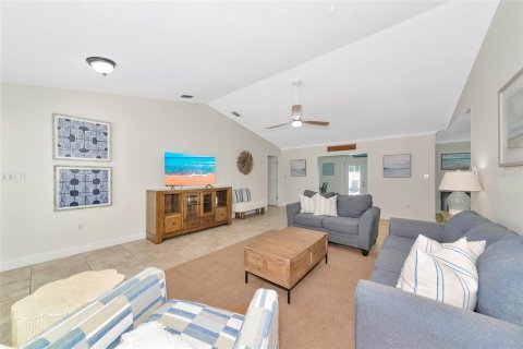 Casa en venta en Sarasota, Florida, 3 dormitorios, 193.05 m2 № 1884193 - foto 8