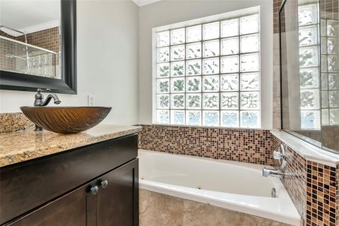 Casa en venta en Sarasota, Florida, 3 dormitorios, 193.05 m2 № 1884193 - foto 18