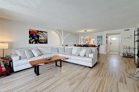 Купить кондоминиум в Клируотер, Флорида 5 комнат, 126.72м2, № 1732321 - фото 10