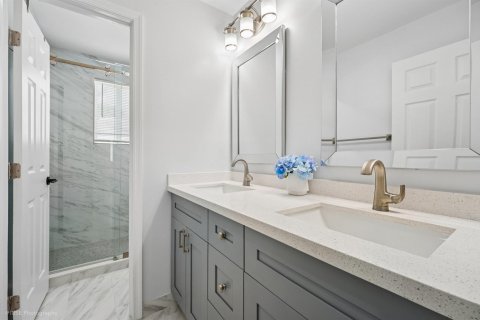 Villa ou maison à vendre à Weston, Floride: 4 chambres, 227.61 m2 № 2265561 - photo 12