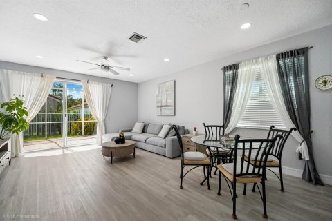 Villa ou maison à vendre à Weston, Floride: 4 chambres, 227.61 m2 № 2265561 - photo 7