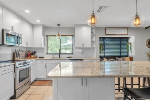Casa en venta en Lakeland, Florida, 3 dormitorios, 188.96 m2 № 1914617 - foto 16