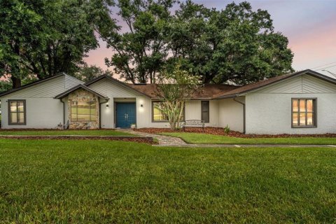 Casa en venta en Lakeland, Florida, 3 dormitorios, 188.96 m2 № 1914617 - foto 1
