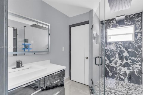 Villa ou maison à louer à Pembroke Pines, Floride: 4 chambres, 125.6 m2 № 2022187 - photo 10