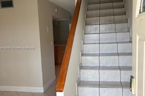 Touwnhouse à louer à Sweetwater, Floride: 2 chambres, 81.01 m2 № 1931306 - photo 7