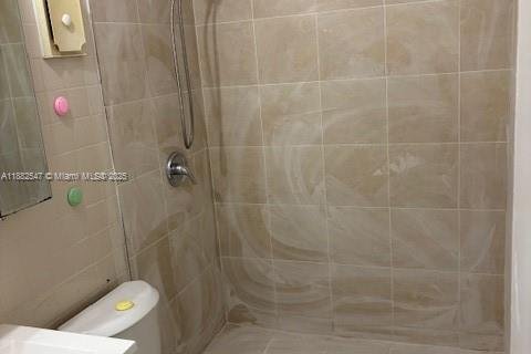 Touwnhouse à louer à Sweetwater, Floride: 2 chambres, 81.01 m2 № 1931306 - photo 12