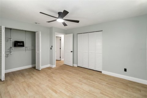 House in DeLand, Florida 4 bedrooms, 311.78 sq.m. № 1815869 - photo 26