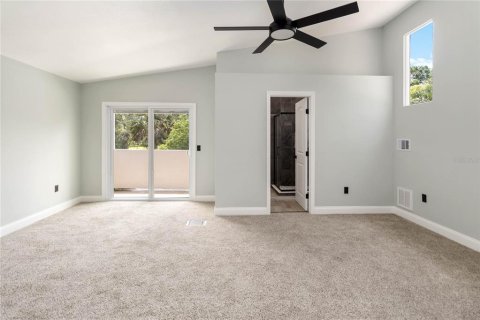House in DeLand, Florida 4 bedrooms, 311.78 sq.m. № 1815869 - photo 30